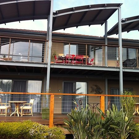 Corinella On The Esplanade Bed & Breakfast ภายนอก รูปภาพ