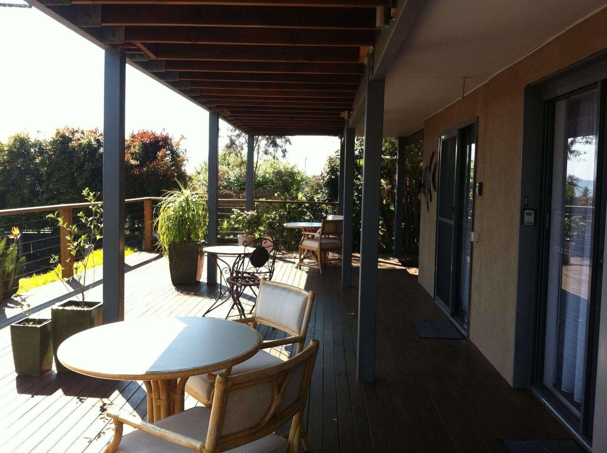 Corinella On The Esplanade Bed & Breakfast ภายนอก รูปภาพ
